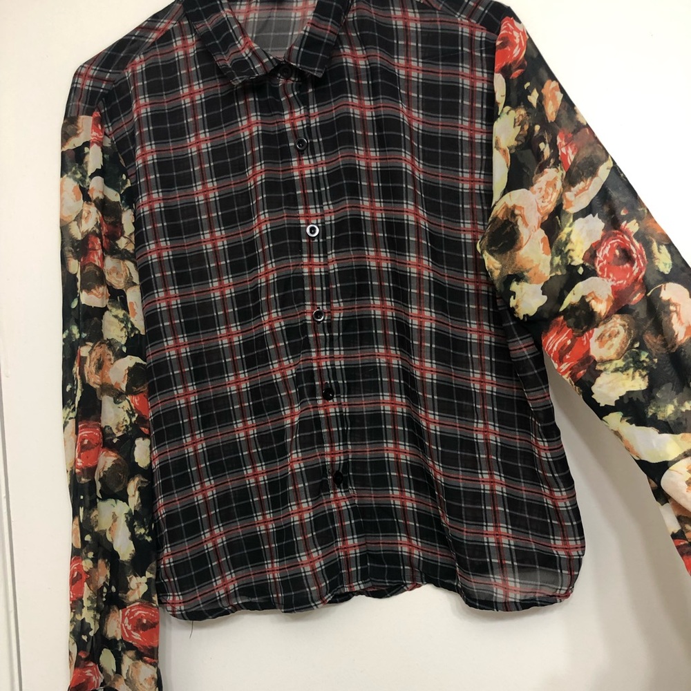 button up - Picture 3 of 3